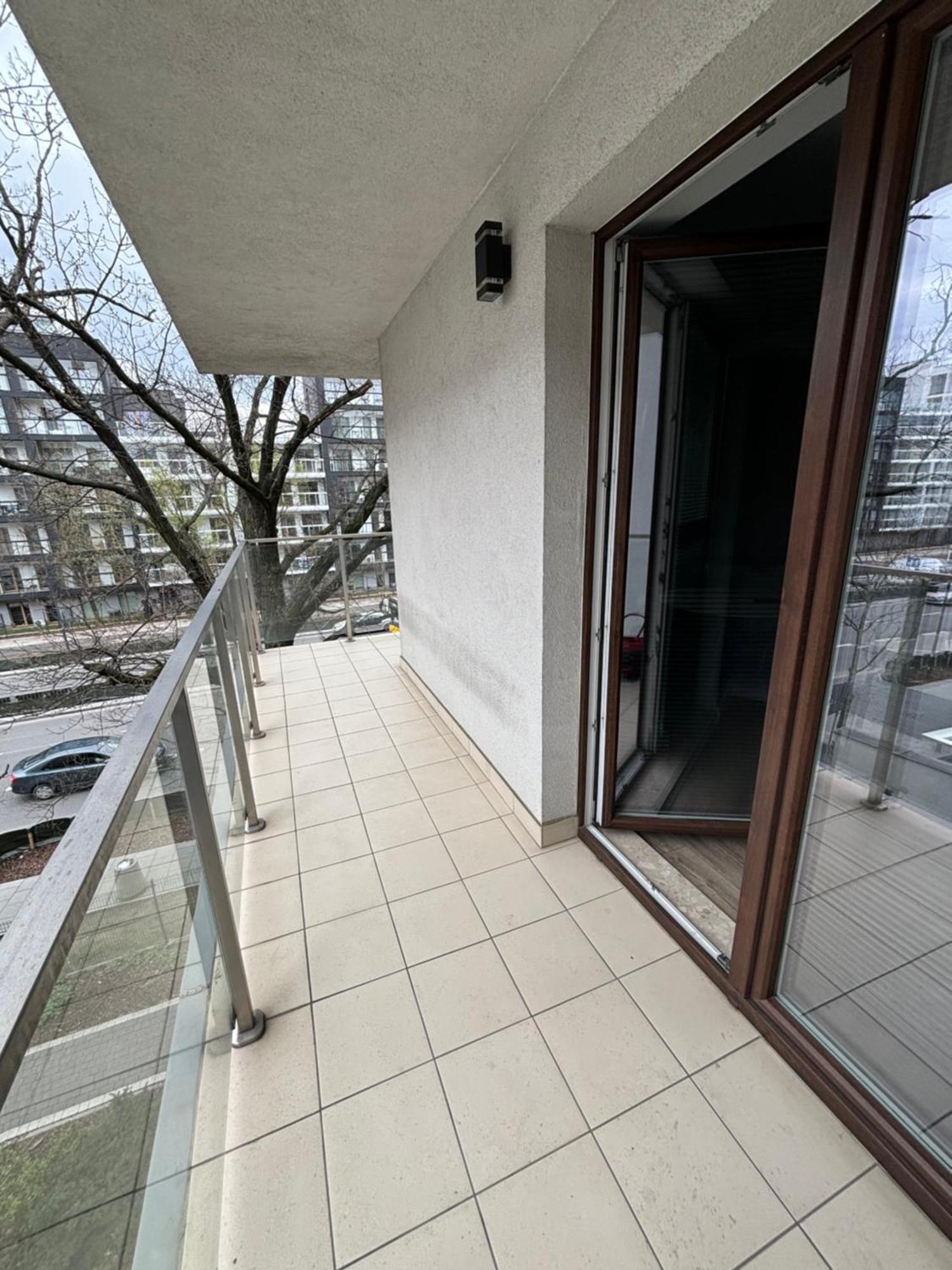Butas Project Comfort Apartament Lazurowa 168/87 Warsaw